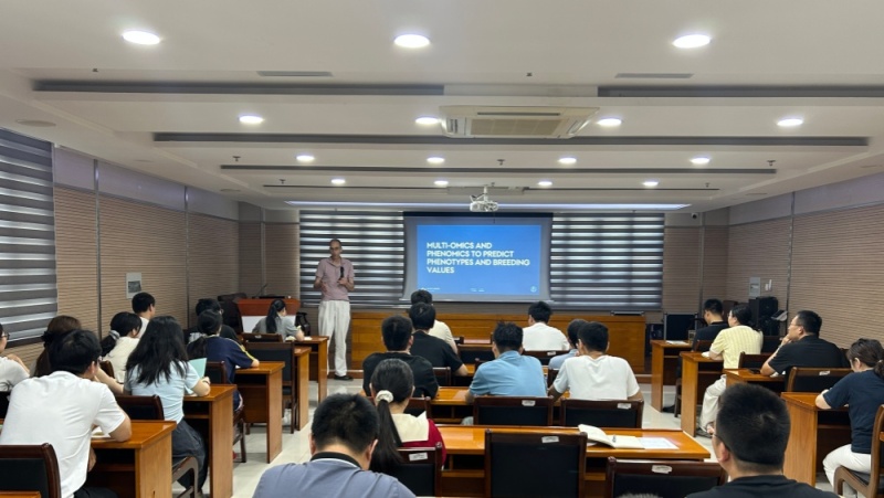 丹麦奥胡斯大学Luc-4.jpg